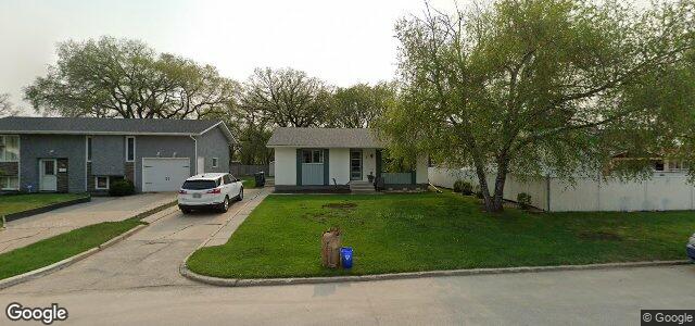 Larawan ng 7 Minnetonka Street sa Winnipeg, Manitoba