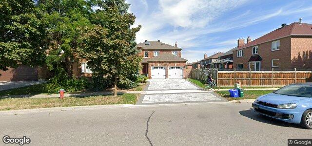 Larawan ng 78 Blackmore Avenue sa Winnipeg, Manitoba