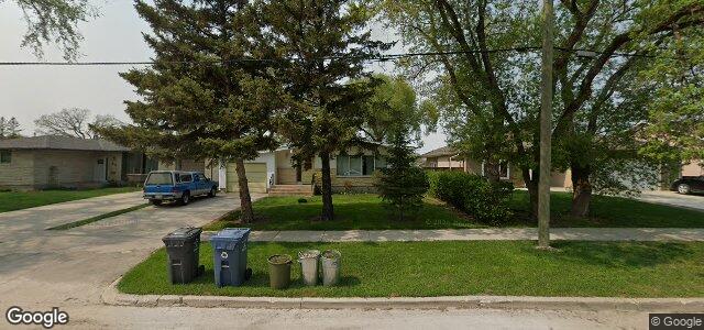 Larawan ng 79 Riel Avenue sa Winnipeg, Manitoba