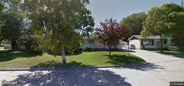 Larawan ng 8 Cromer Bay sa Winnipeg, Manitoba