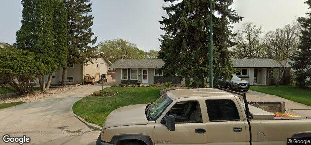 Larawan ng 82 Glenthorne Crescent sa Winnipeg, Manitoba