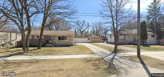Larawan ng 82 Greendell Avenue sa Winnipeg, Manitoba