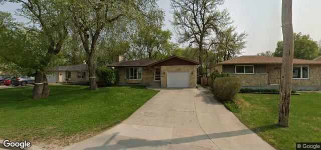 Larawan ng 82 Riel Avenue sa Winnipeg, Manitoba