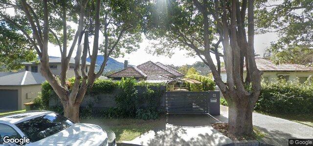 Larawan ng 82 Woodlawn Avenue sa Winnipeg, Manitoba