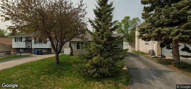 Larawan ng 87 Robertson Crescent sa Winnipeg, Manitoba