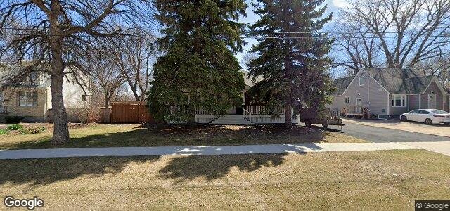 Photo of 90 Greendell Avenue in Winnipeg, Manitoba