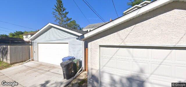 Larawan ng 1007 Strathcona Street sa Winnipeg, Manitoba