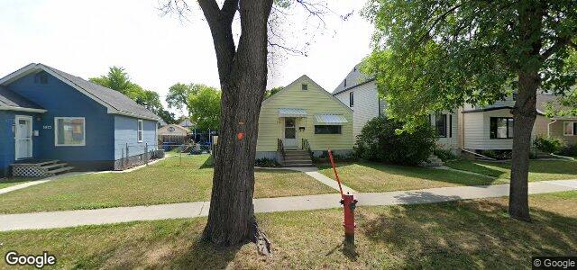 Larawan ng 1021 Strathcona Street sa Winnipeg, Manitoba