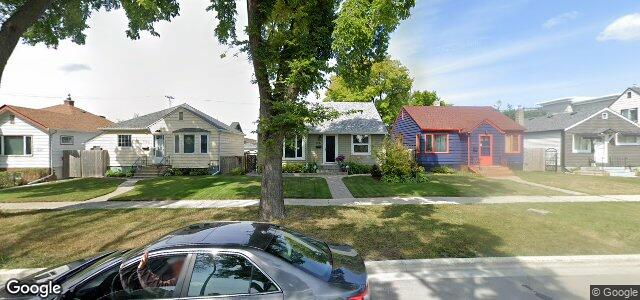 Larawan ng 1024 Strathcona Street sa Winnipeg, Manitoba