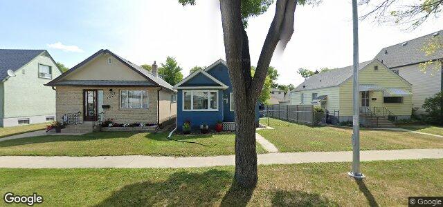 Larawan ng 1025 Strathcona Street sa Winnipeg, Manitoba