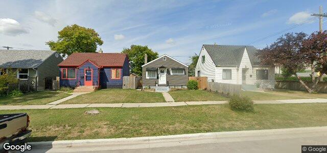 Larawan ng 1030 Strathcona Street sa Winnipeg, Manitoba