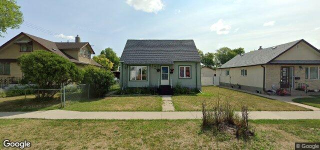 Larawan ng 1031 Strathcona Street sa Winnipeg, Manitoba