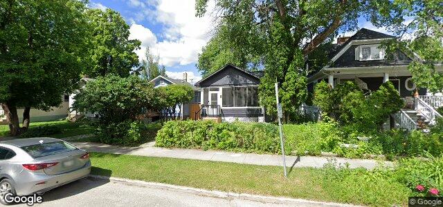 Larawan ng 656 Minto Street sa Winnipeg, Manitoba