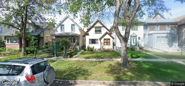 Larawan ng 672 Strathcona Street sa Winnipeg, Manitoba