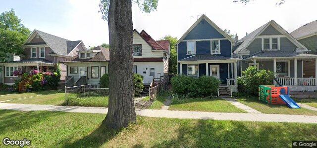 Larawan ng 677 Strathcona Street sa Winnipeg, Manitoba