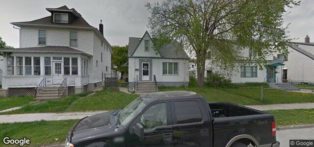 Larawan ng 684 Garfield Street N sa Winnipeg, Manitoba