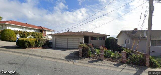 Photo of 688 Spruce Street in Winnipeg, Manitoba