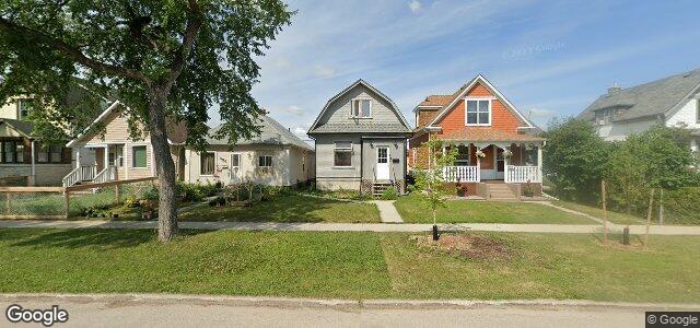 Larawan ng 692 Strathcona Street sa Winnipeg, Manitoba