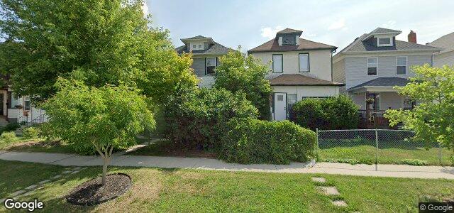 Larawan ng 695 Strathcona Street sa Winnipeg, Manitoba
