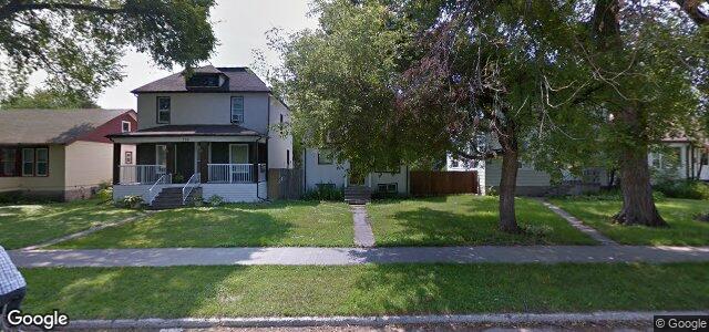 Larawan ng 704 Minto Street sa Winnipeg, Manitoba