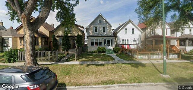 Larawan ng 706 Strathcona Street sa Winnipeg, Manitoba