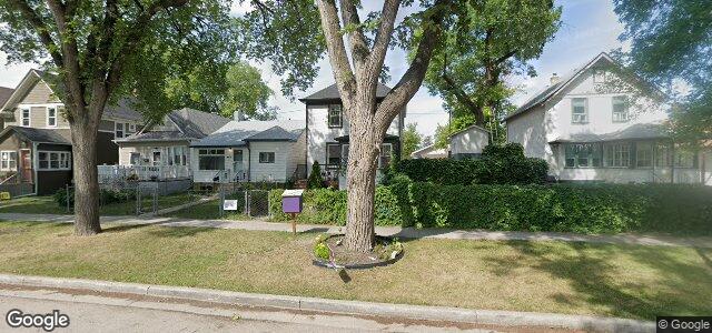 Larawan ng 822 Strathcona Street sa Winnipeg, Manitoba
