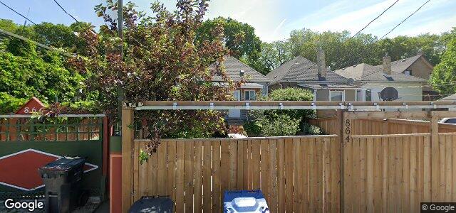 Larawan ng 864 Strathcona Street sa Winnipeg, Manitoba