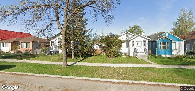 Larawan ng 874 Clifton Street sa Winnipeg, Manitoba