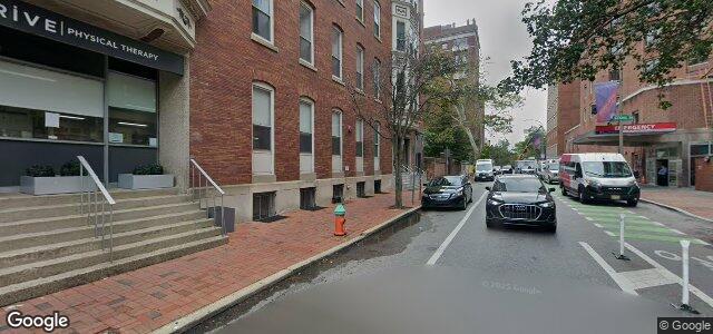 Larawan ng 877 Spruce Street sa Winnipeg, Manitoba