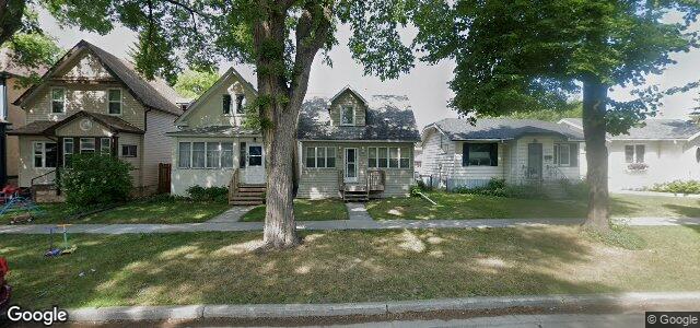 Larawan ng 888 Strathcona Street sa Winnipeg, Manitoba