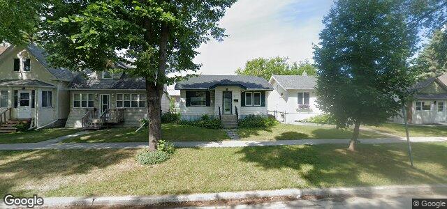 Larawan ng 900 Strathcona Street sa Winnipeg, Manitoba