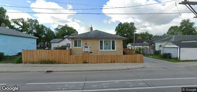Larawan ng 912 St Matthews Avenue sa Winnipeg, Manitoba