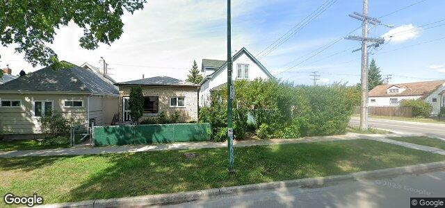 Larawan ng 918 Strathcona Street sa Winnipeg, Manitoba