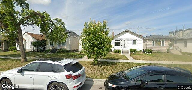 Larawan ng 984 Strathcona Street sa Winnipeg, Manitoba