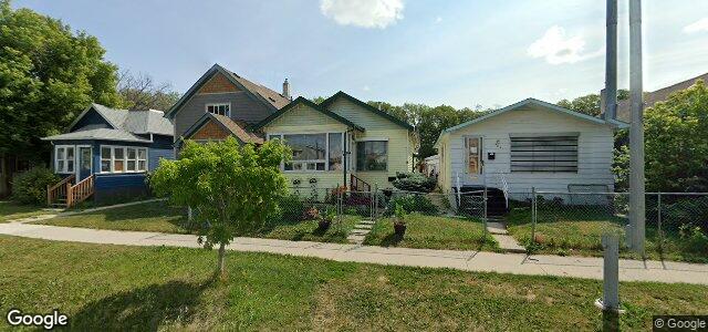Larawan ng 985 Strathcona Street sa Winnipeg, Manitoba