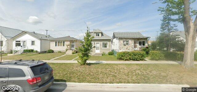 Larawan ng 990 Strathcona Street sa Winnipeg, Manitoba