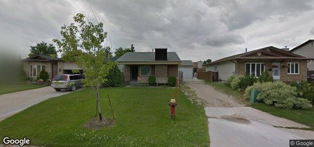 Larawan ng 10 Ranchgrove Bay sa Winnipeg, Manitoba