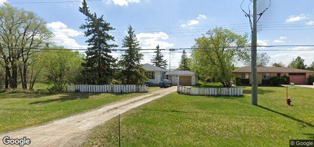 Larawan ng 1080 Pandora Avenue W sa Winnipeg, Manitoba