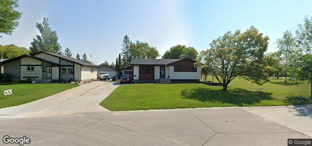 Larawan ng 110 Hatcher Road sa Winnipeg, Manitoba