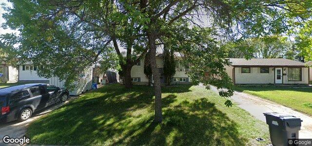 Larawan ng 114 Balaban Place sa Winnipeg, Manitoba