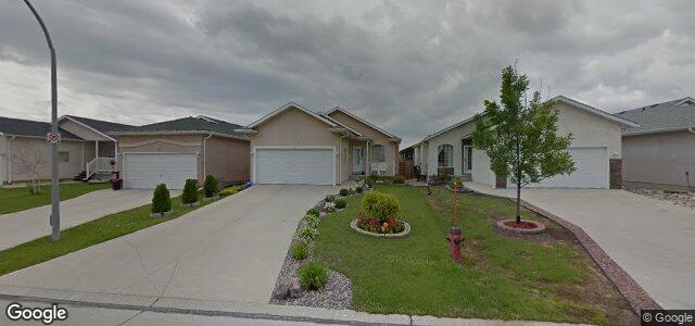 Photo of 12 Paul Martin Drive in Winnipeg, Manitoba