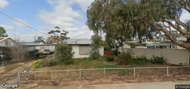 Larawan ng 12 Sims Crescent sa Winnipeg, Manitoba