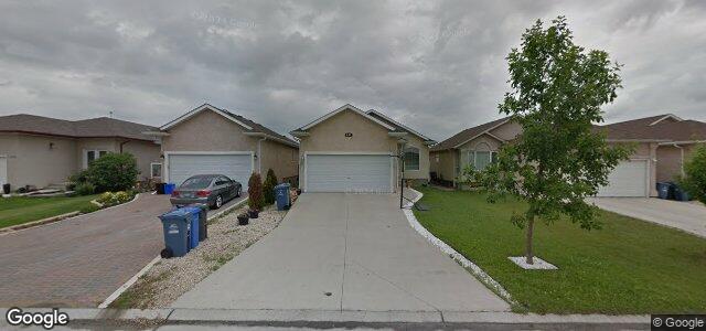 Larawan ng 130 Paul Martin Drive sa Winnipeg, Manitoba
