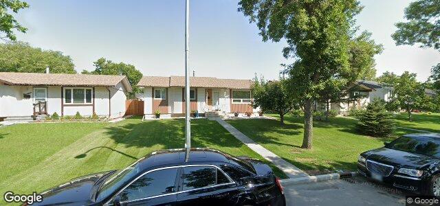 Larawan ng 15 Rougeau Avenue sa Winnipeg, Manitoba