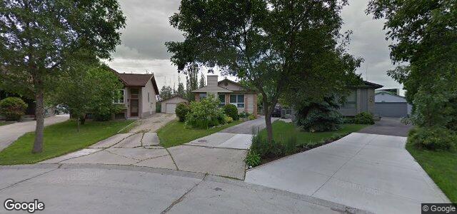 151 Cedargrove Crescent（加拿大曼尼托巴省温尼伯市）房屋照片