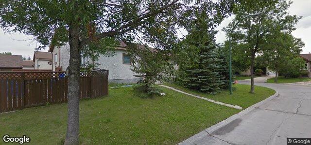 Larawan ng 162 Cedargrove Crescent sa Winnipeg, Manitoba