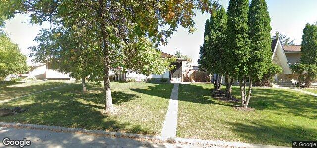 Larawan ng 18 Balaban Place sa Winnipeg, Manitoba