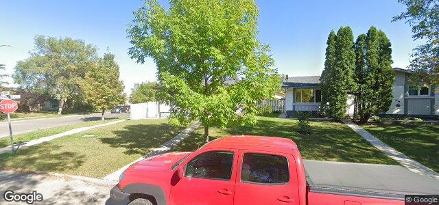 Larawan ng 2 Balaban Place sa Winnipeg, Manitoba