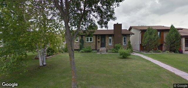 Larawan ng 22 Cedargrove Crescent sa Winnipeg, Manitoba
