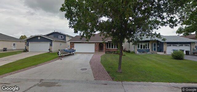 Larawan ng 23 Cedargrove Crescent sa Winnipeg, Manitoba